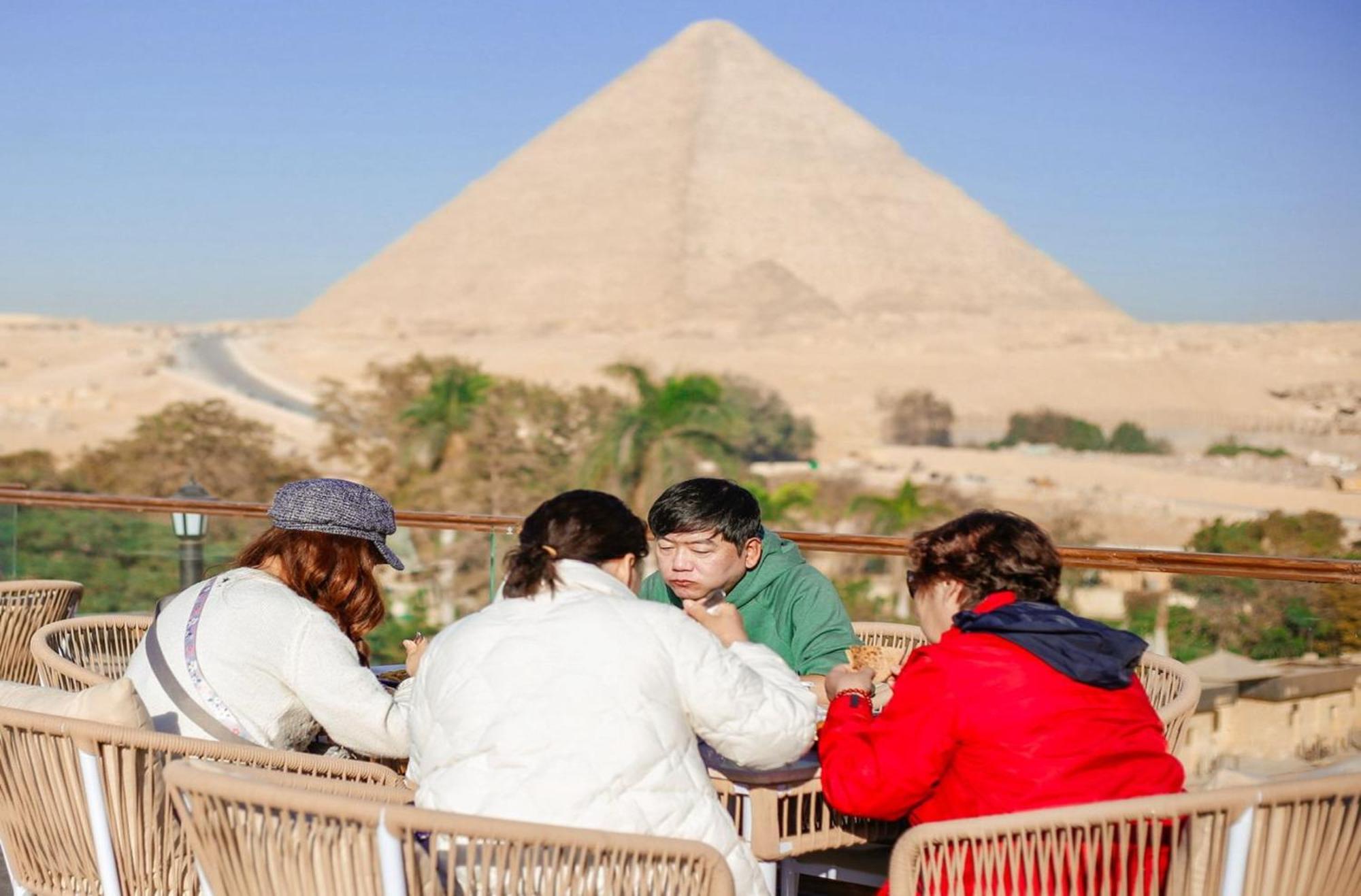 Tree Lounge Pyramids View Inn , Sphinx Giza Kafret el-Gabal Exterior foto